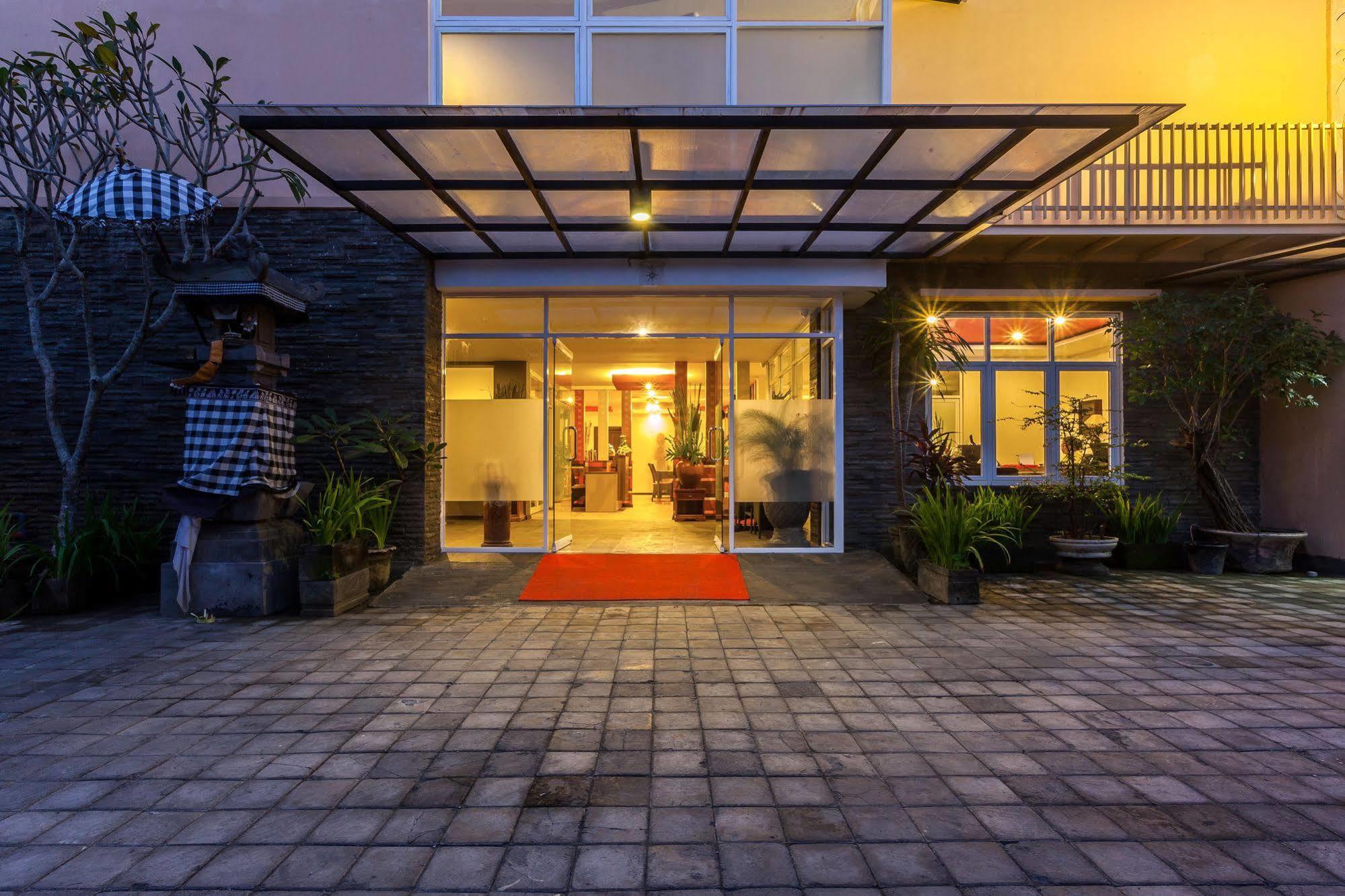 Mahatma Residence Denpasar Extérieur photo